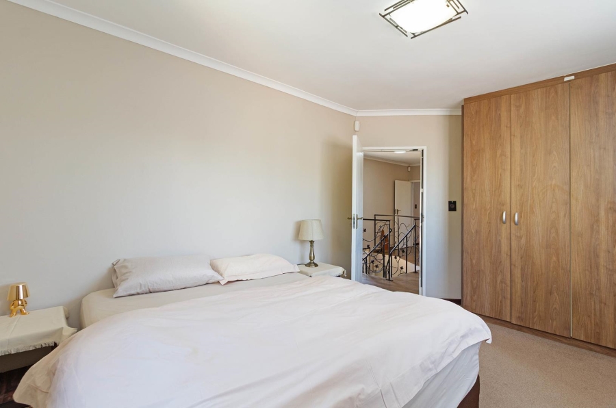 5 Bedroom Property for Sale in Milnerton Ridge Western Cape